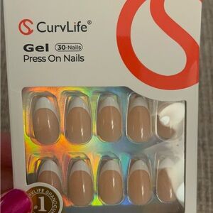 CurvLife Gel Press-On Nails - Nude with White French Tips